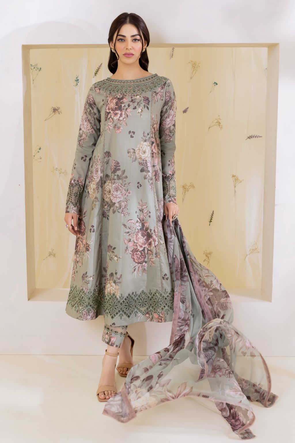 3 PIECE - EMBROIDERED LAWN